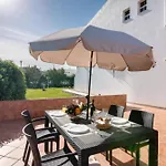 Paradise Vila *